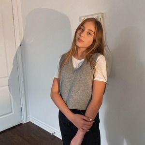 Meet your Posher, Camille